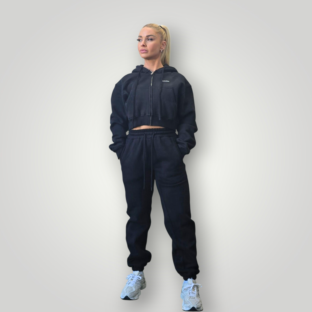 RealFitt Plush Trackpants in Black
