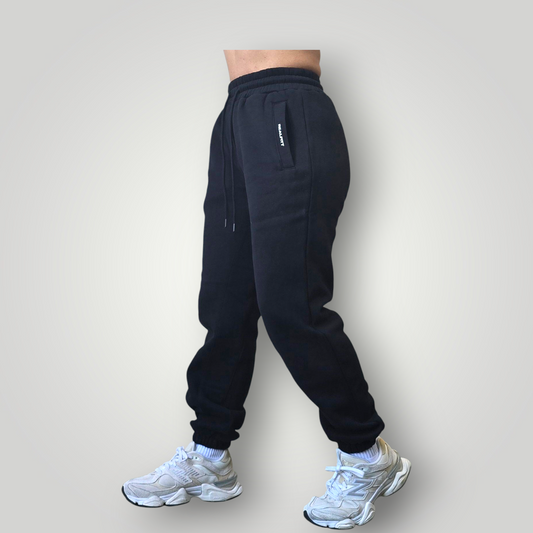 RealFitt Plush Trackpants in Black