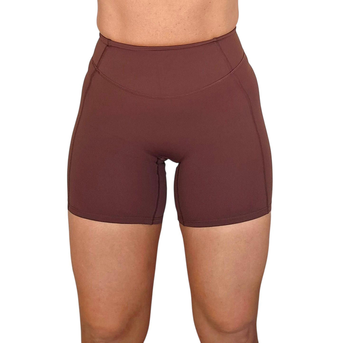 Self Love High-Waisted Mid Shorts in Coffee