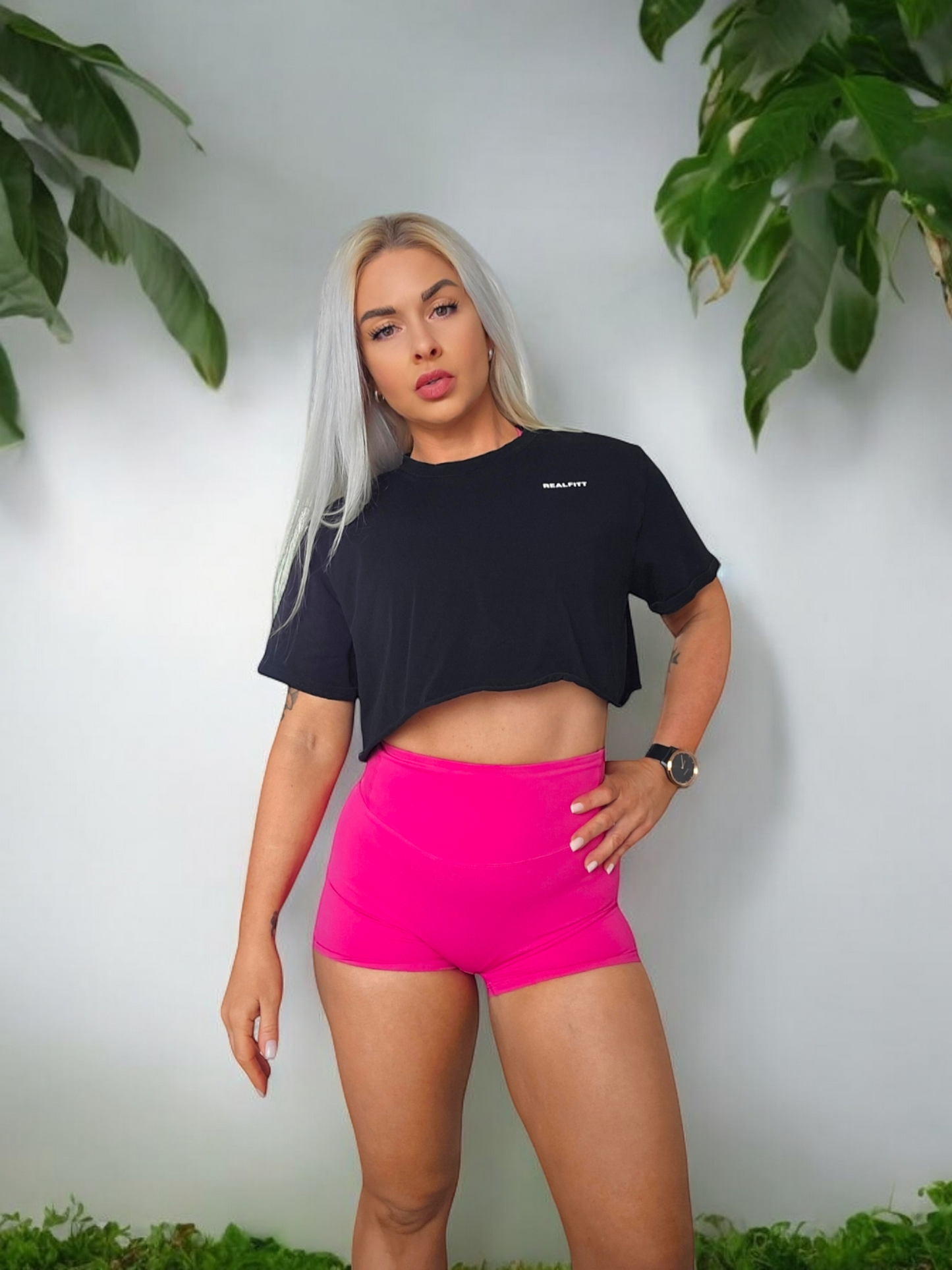 Basic Crop Tee in Black